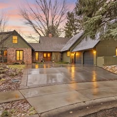 Canova - #1652 - Heartwood Hideaway